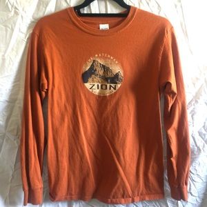 Zion long sleeve graphic shirt